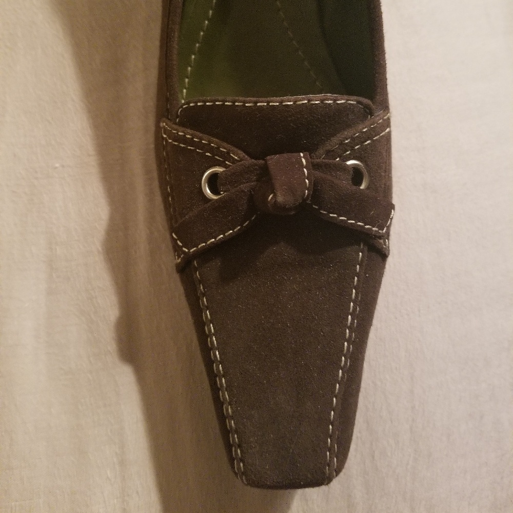 Shoes - Picture 3 of 4